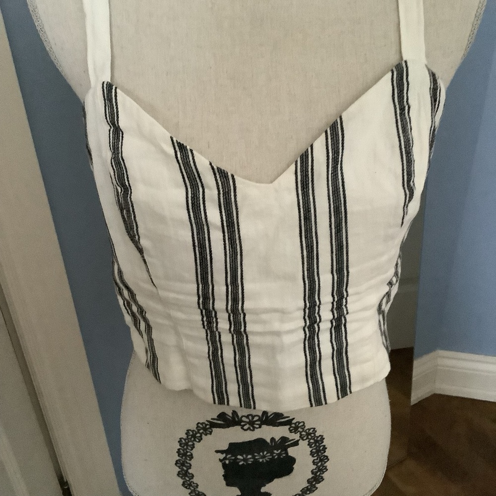 Dynamite Cropped Top